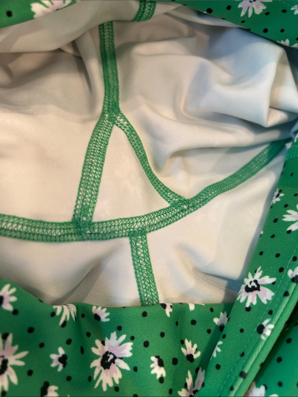 BEYOND YOGA High Waisted Midi Leggings in Honeydew Daisies - Picture 12 of 14